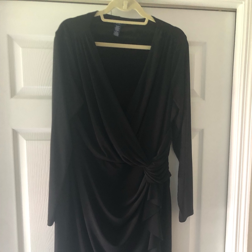 Womens faux wrap dress